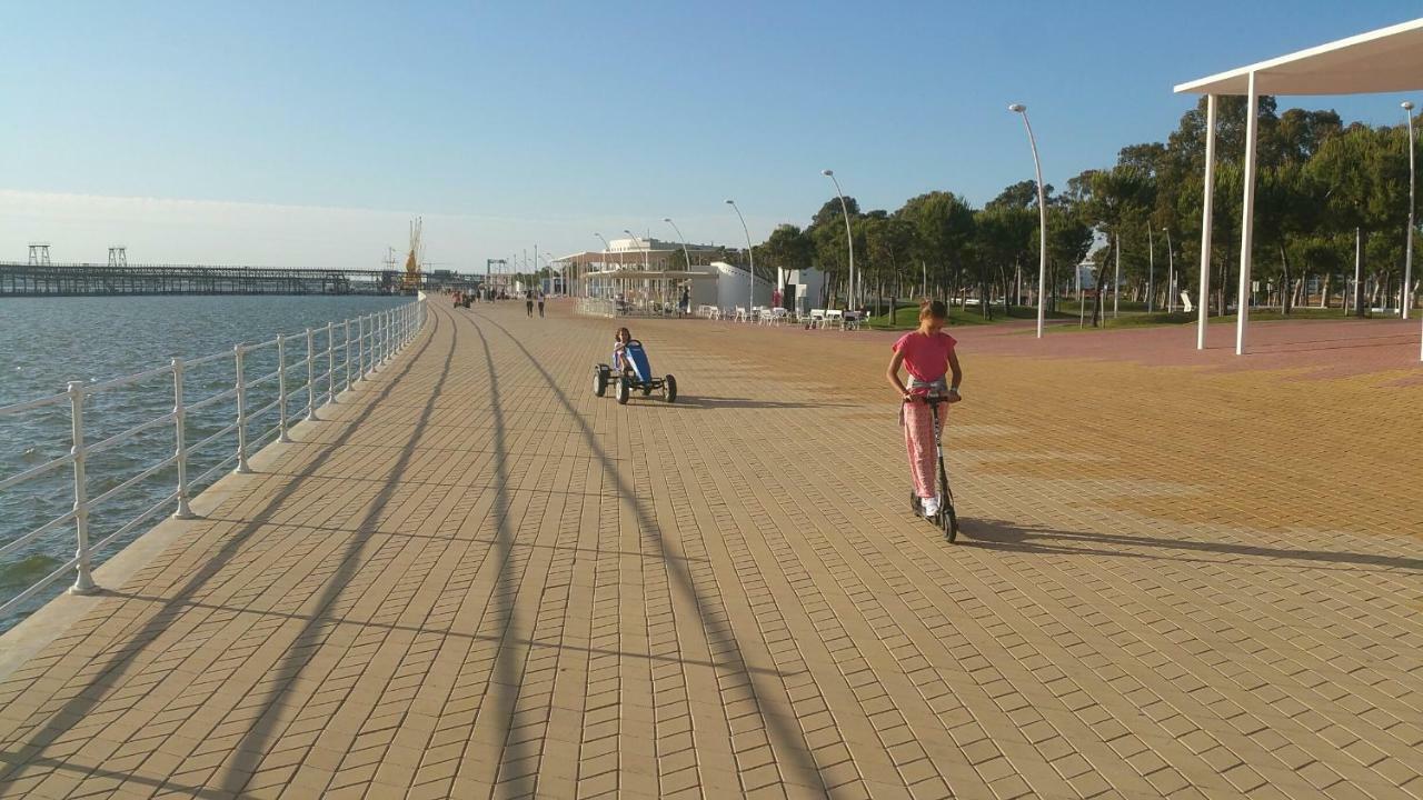 Duplex En Huelva A 15 Minutos En Coche De Las Mejores Playas De Espana Exterior photo